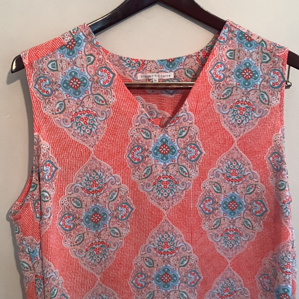Women’s Violet + Claire Fashion Tank - Picture 2 of 8
